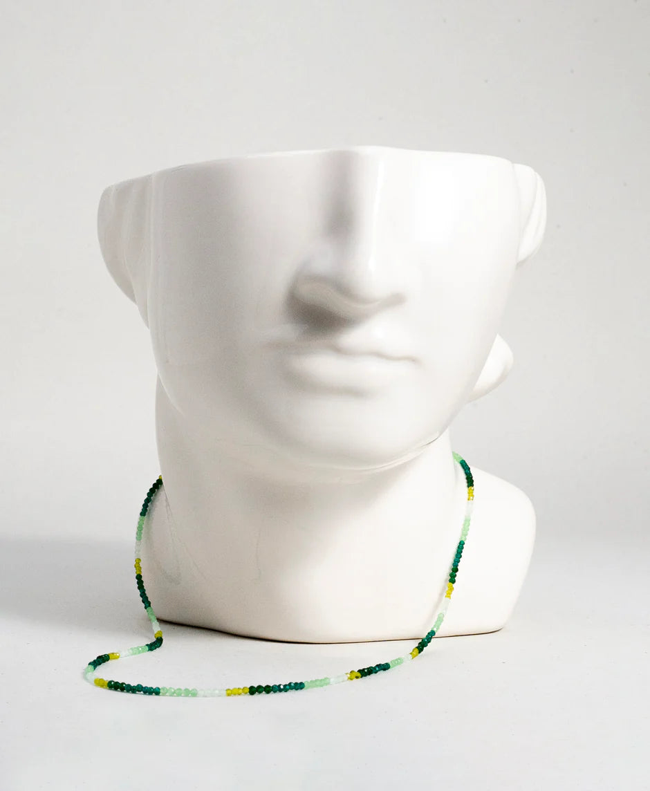 Collares Jomalig