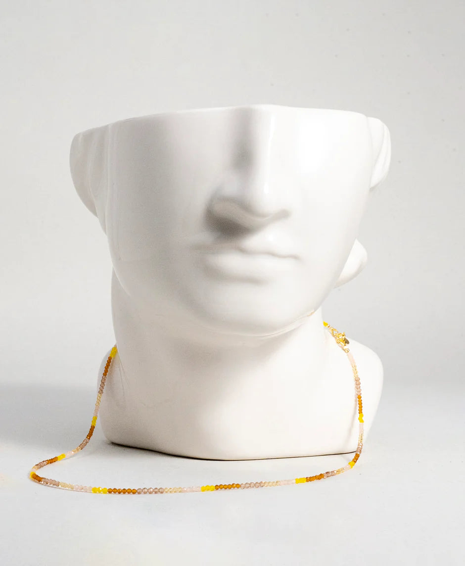 Collares Jomalig