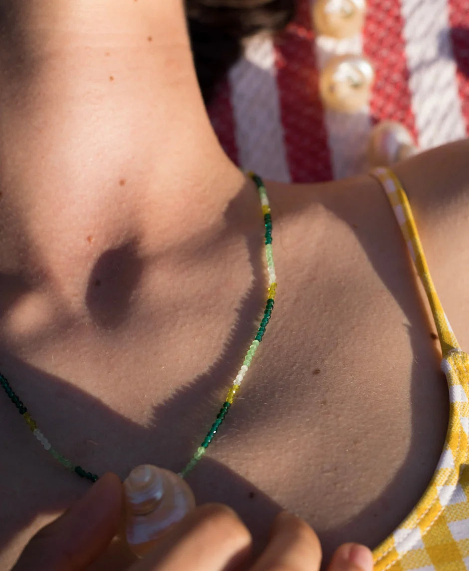 Collares Jomalig