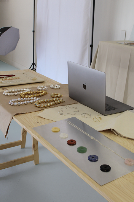 Les Beads studio worktable