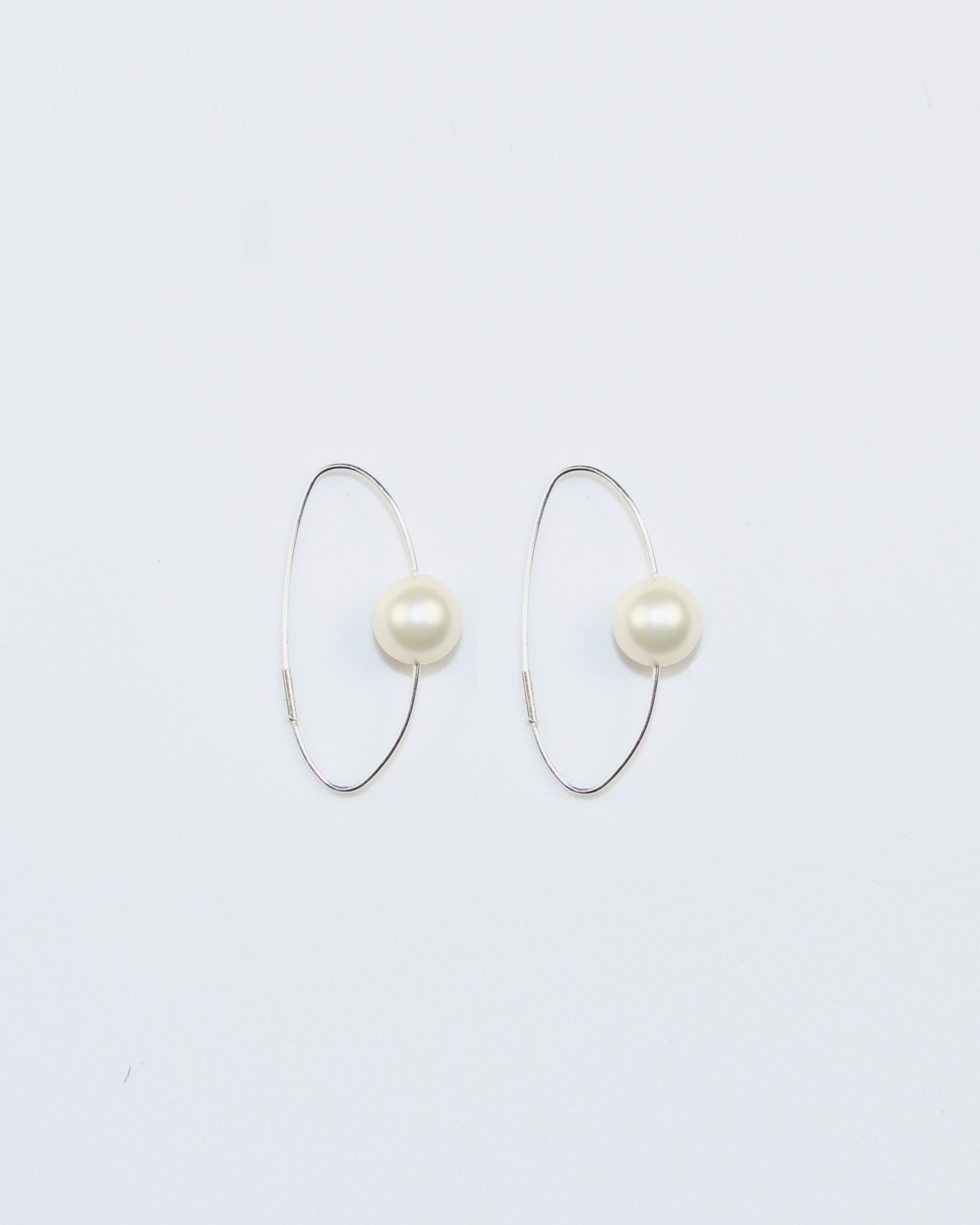 Batek Pearl Earrings