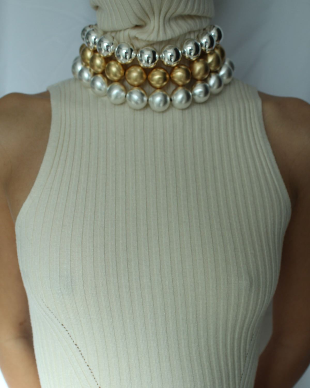 Boac Necklace in Brushed Gold