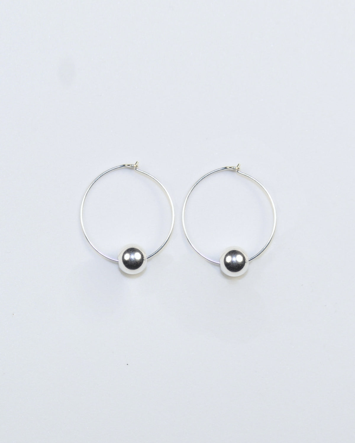 Obi Single Silver Bead Earrings M
