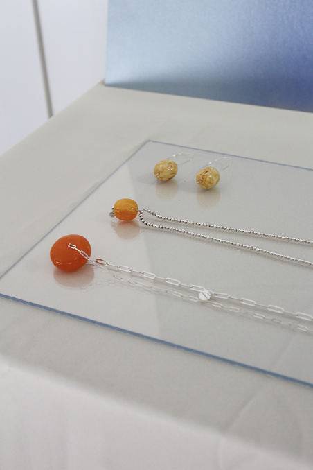 Les Beads jewellery and materials
